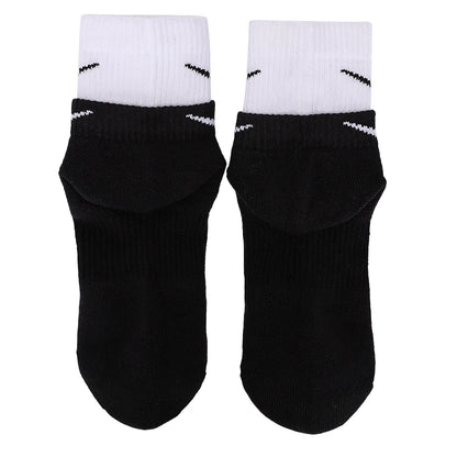 Nike Men's and Women's Socks for Fitness Training, Running, Exercise, Soft, Comfortable, Breathable Casual Socks, Mid-Calf Socks