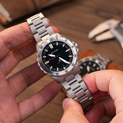 Militado ML16 Watch VH31 Sweep /515 Quartz Movement Sapphire Crystal BGW9 Luminous 200m Water Resistance 38mm Men's Vintage Wath