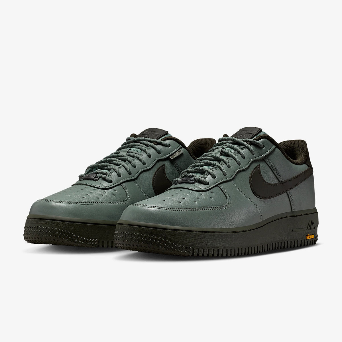 Nike Authentic Winter Style Pánske športové odolné nízke tenisky HV5953-300