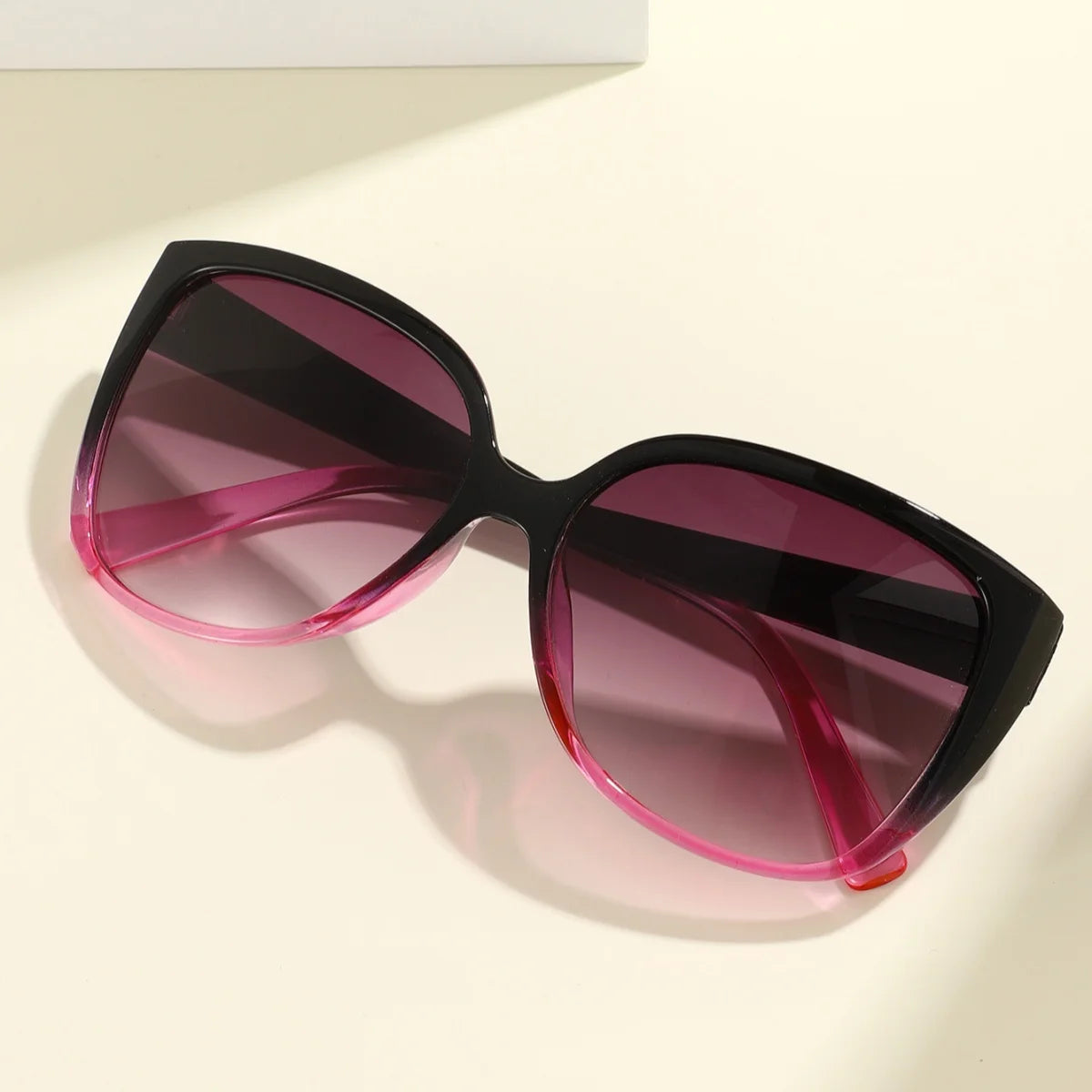 1pc European and American retro men's and women's fashionable sunglasses trend versatile summer sun shading and UV protection fr
